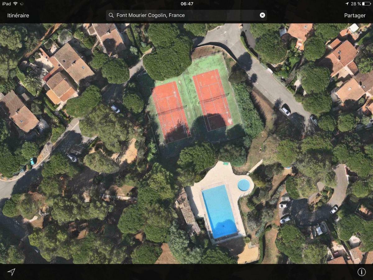 Agreable Studio Proche Sttropez Piscine Et Tennis ガッサン エクステリア 写真